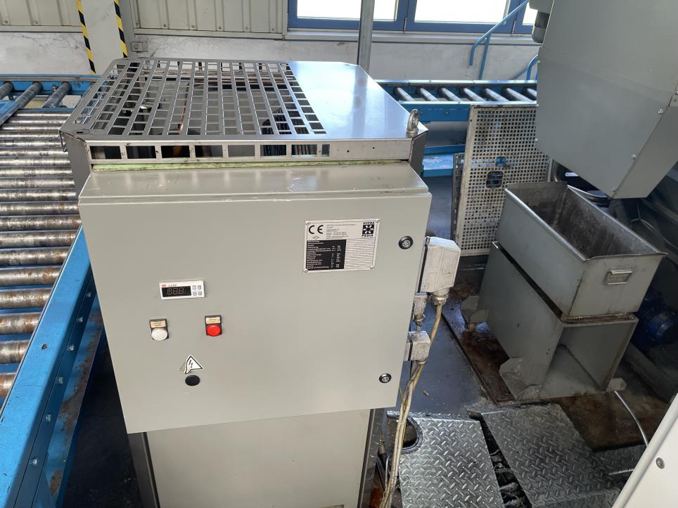 Obróbka metali i inne maszyny dostawcy z branży motoryzacyjnej-5