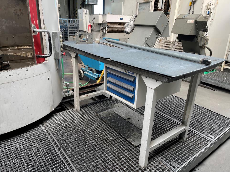 Obróbka metali i inne maszyny dostawcy z branży motoryzacyjnej-7