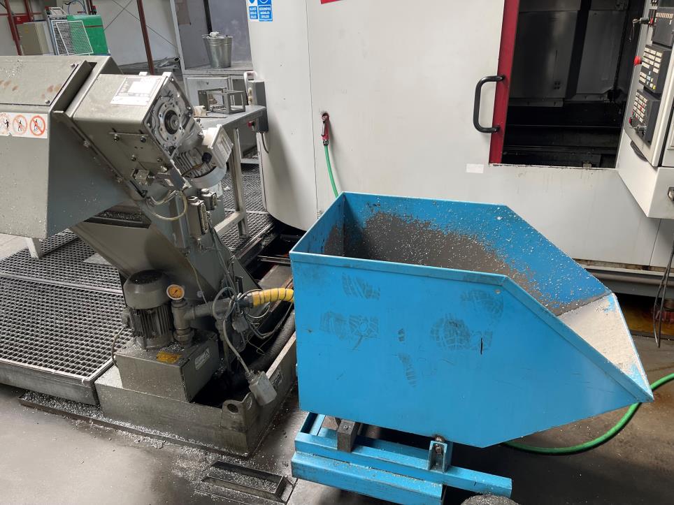 Obróbka metali i inne maszyny dostawcy z branży motoryzacyjnej-9