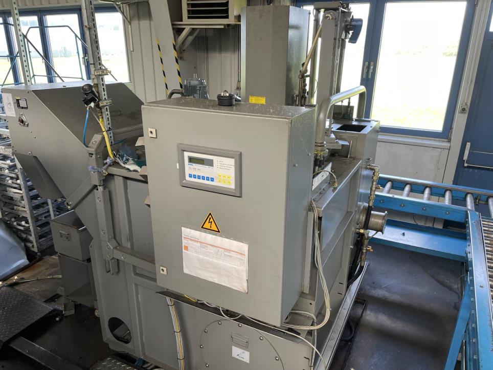 Obróbka metali i inne maszyny dostawcy z branży motoryzacyjnej-10