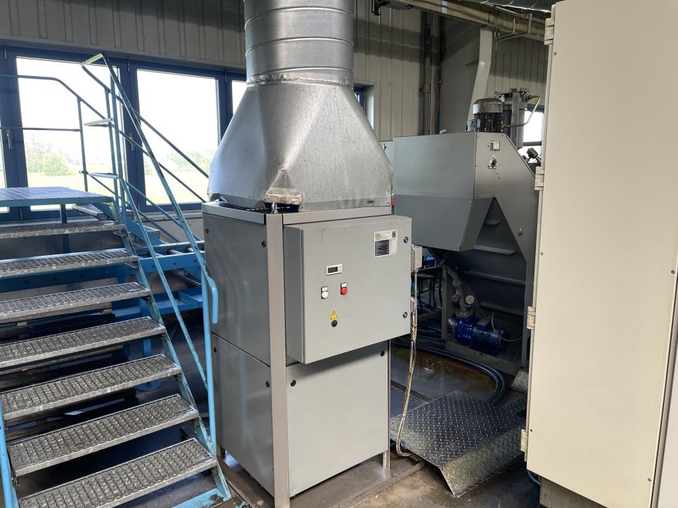 Obróbka metali i inne maszyny dostawcy z branży motoryzacyjnej-6