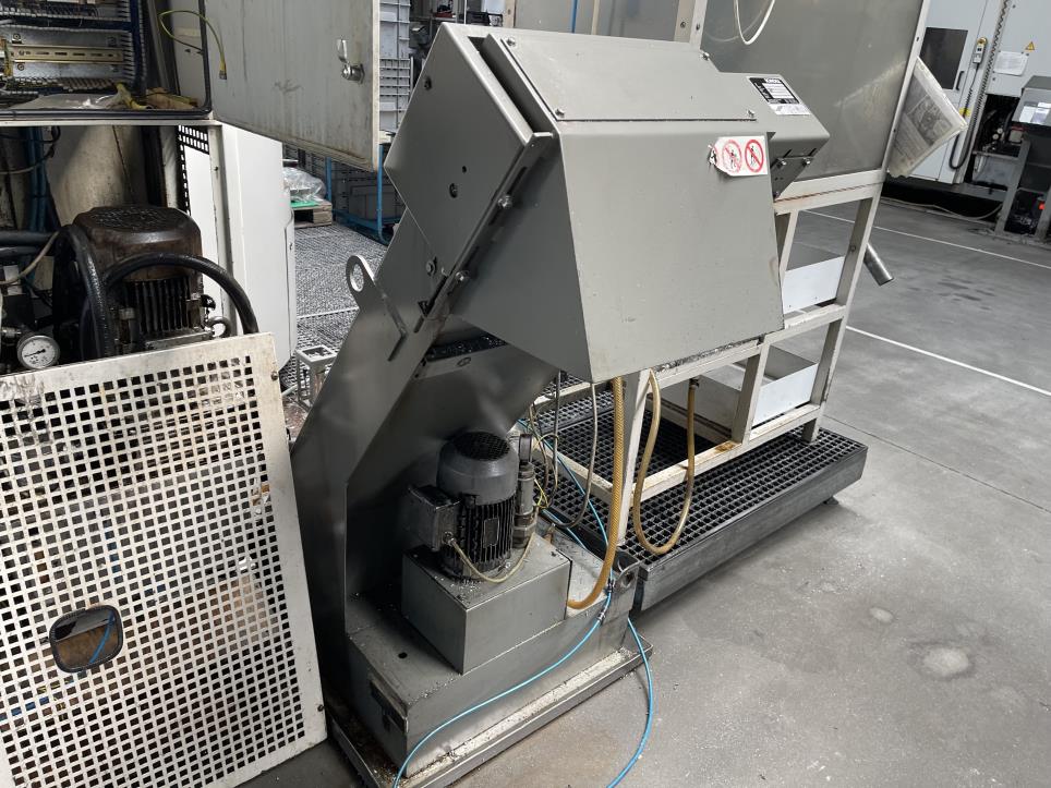 Obróbka metali i inne maszyny dostawcy z branży motoryzacyjnej-8