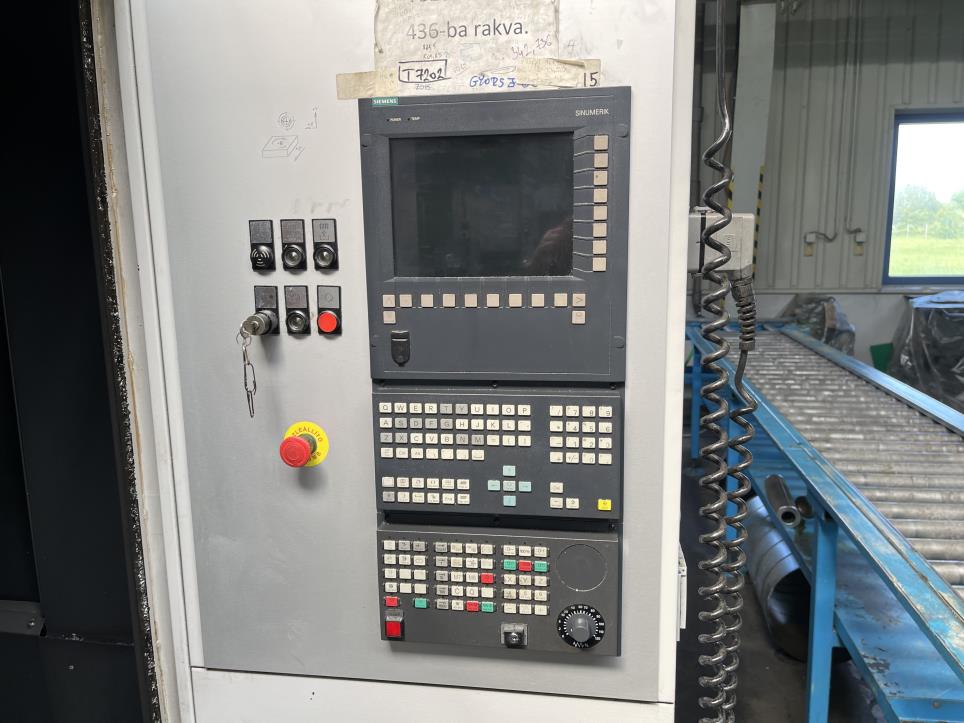 Obróbka metali i inne maszyny dostawcy z branży motoryzacyjnej-12