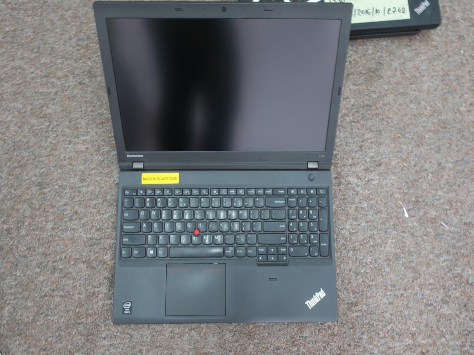 Skladové vybavení, elektrické nářadí a strojní součásti-4