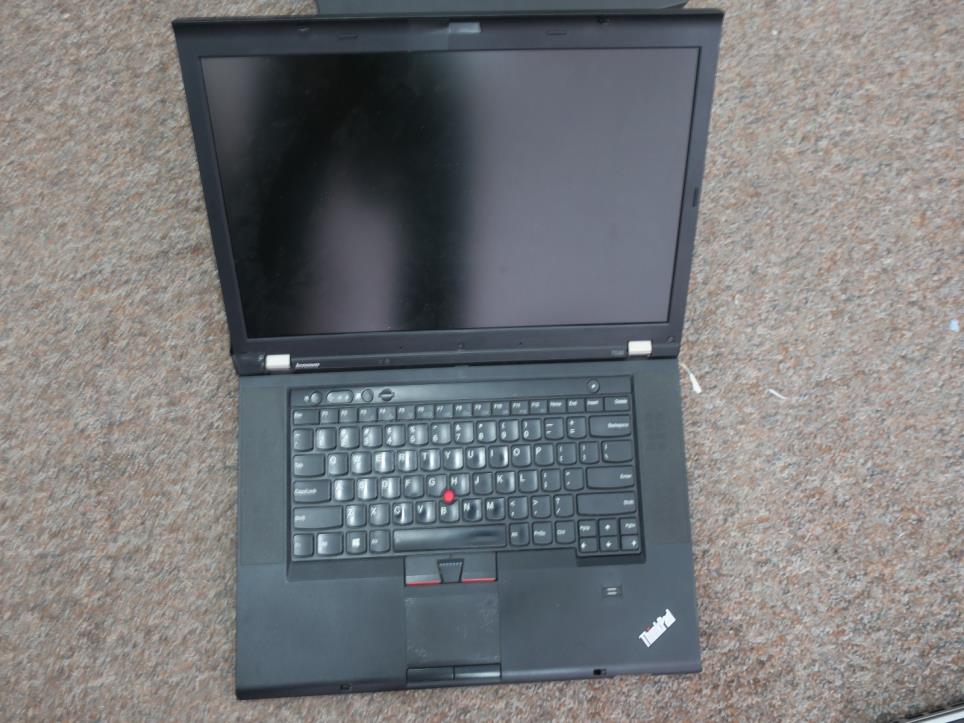 Skladové vybavení, elektrické nářadí a strojní součásti-7