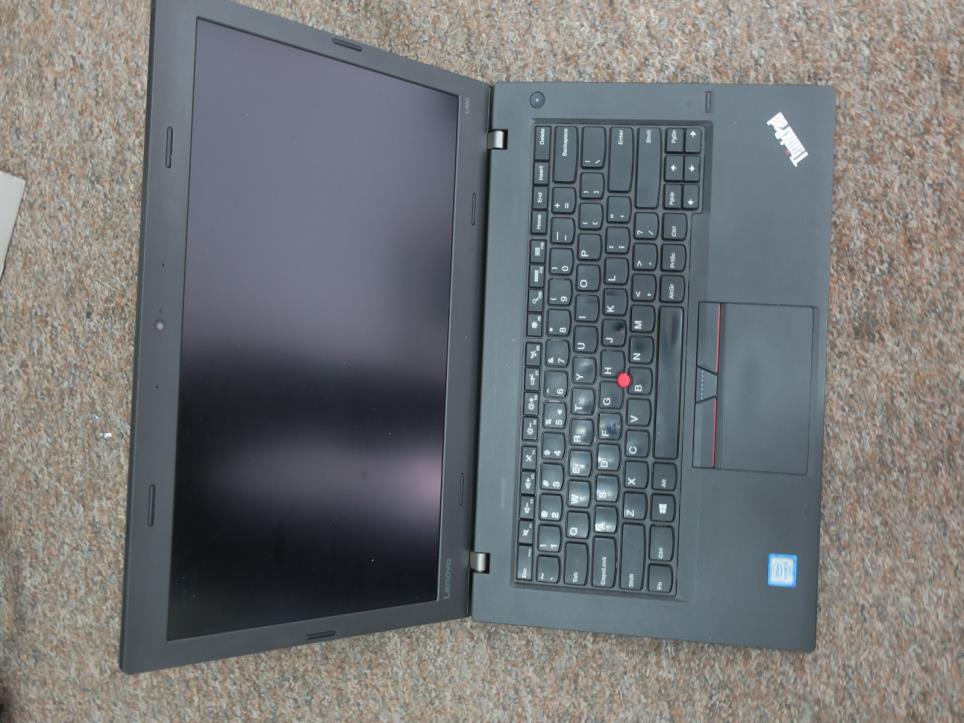 Skladové vybavení, elektrické nářadí a strojní součásti-10