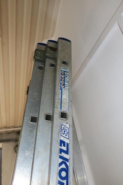 Skladové vybavení, elektrické nářadí a strojní součásti-2