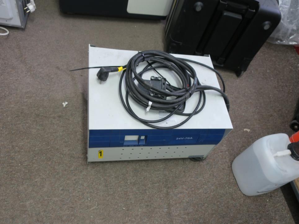 Equipos de almacén, herramientas eléctricas y piezas de maquinaria-7