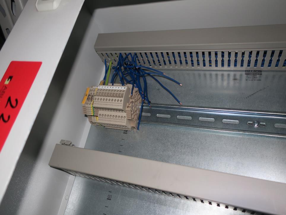 Equipos de almacén, herramientas eléctricas y piezas de maquinaria-2