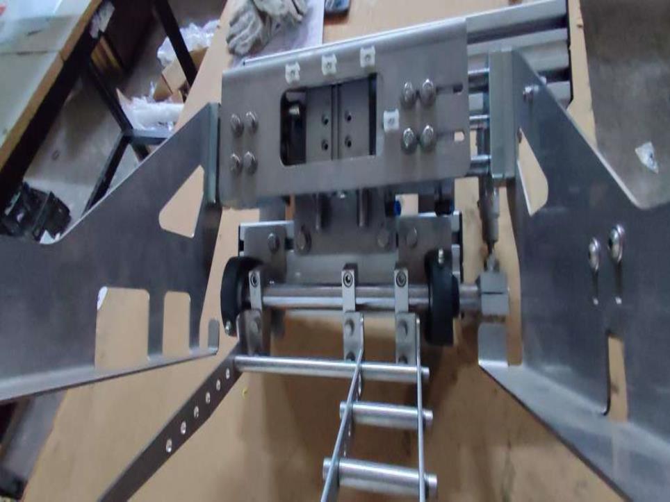 Equipos de almacén, herramientas eléctricas y piezas de maquinaria-4