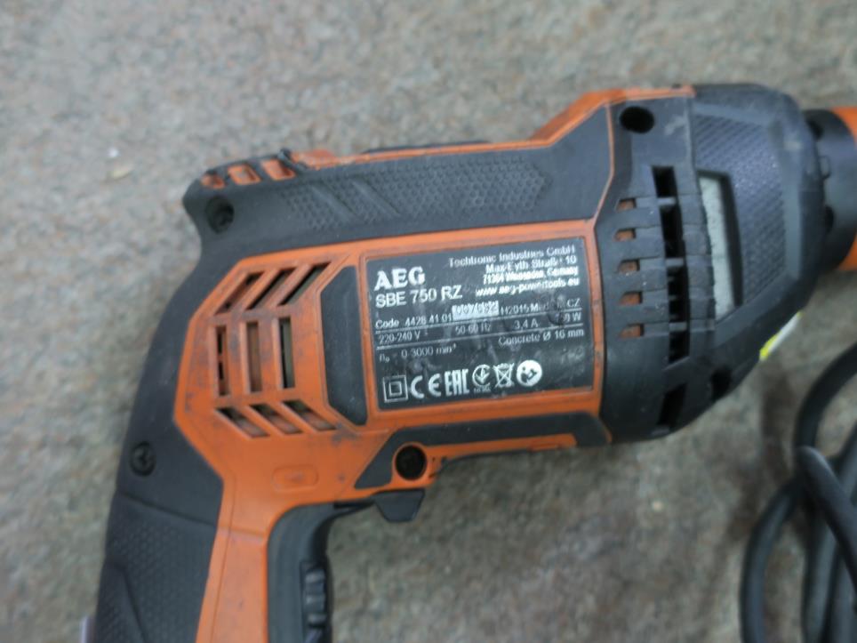 Equipos de almacén, herramientas eléctricas y piezas de maquinaria-3