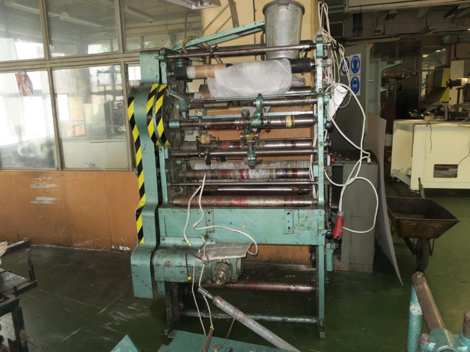 Máquinas para la fabricación de bolsas aspiradoras-2