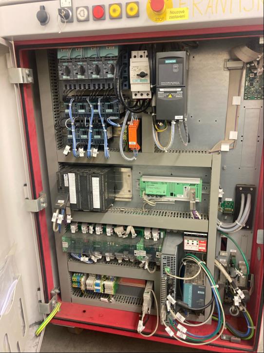 Stroji (gradnja vozil) ter obratovalna in pisarniška oprema-5