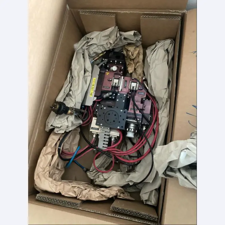 Maquinaria (construcción de vehículos) y equipos de explotación y oficina-6