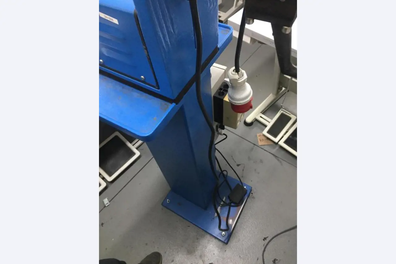 Máquinas para la fabricación de calzado-3