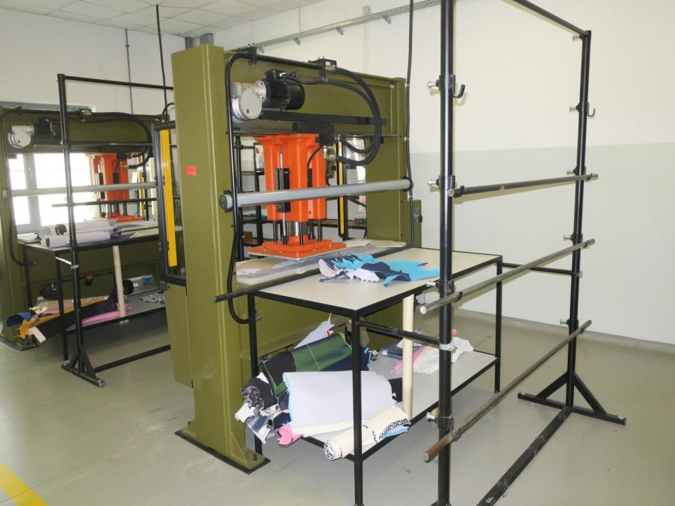 Maschinen zur Schuhherstellung-2