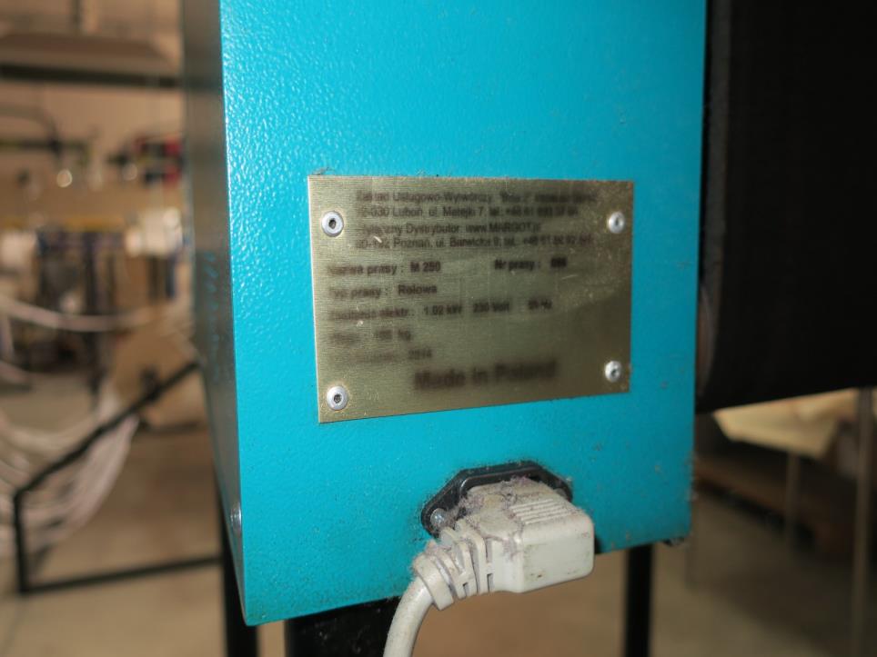 Dobrze utrzymane maszyny do produkcji obuwia-4