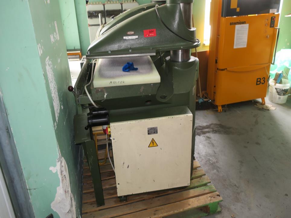 Maschinen zur Schuhherstellung-1