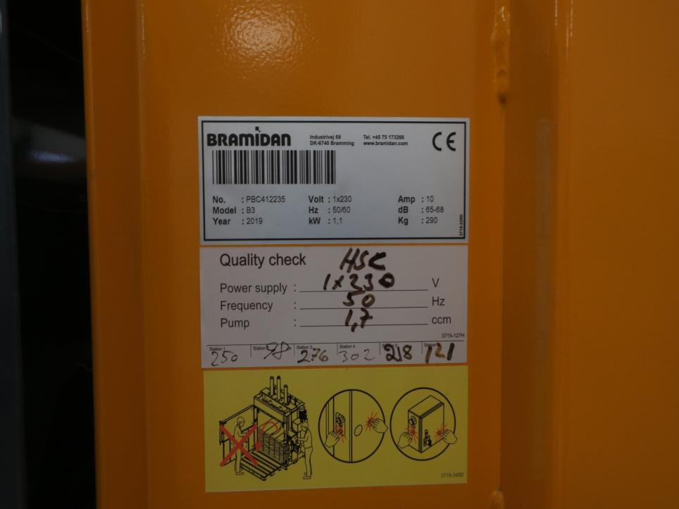 Machines for the production of shoes-3