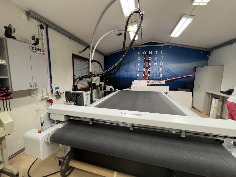 Maszyny i urządzenia do cyfrowego druku wielkoformatowego-3