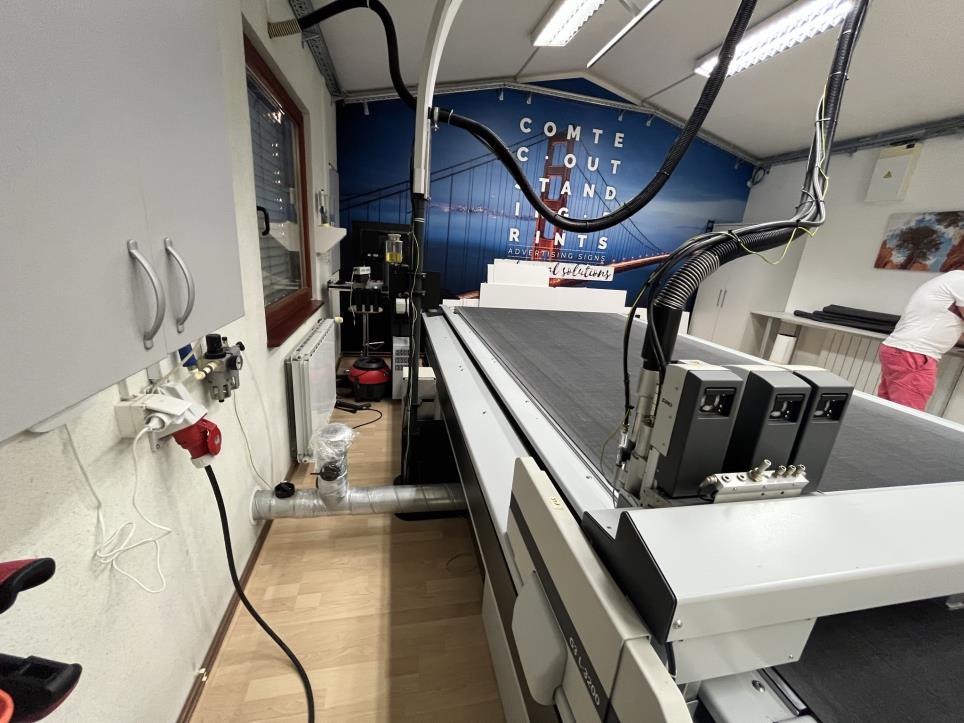 Maszyny i urządzenia do cyfrowego druku wielkoformatowego-4