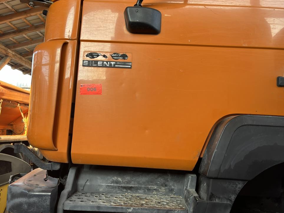 Pojazdy budowlane i komunalne, maszyny budowlane-2