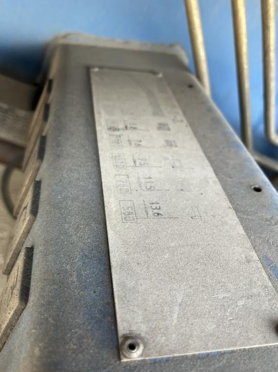 Pojazdy budowlane i komunalne, maszyny budowlane-6