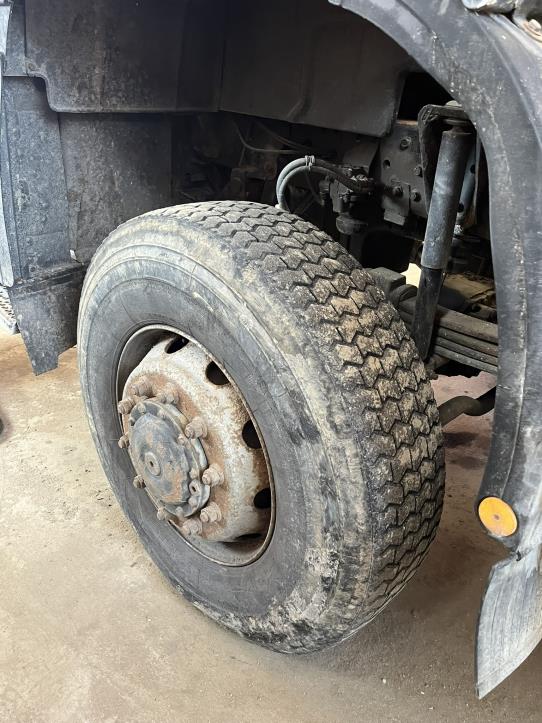 Pojazdy budowlane i komunalne, maszyny budowlane-10