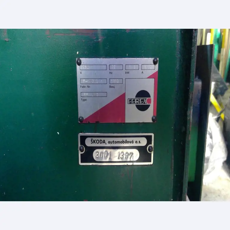 Industrial robots, metalworking machines, IT servers, catering equipment-4