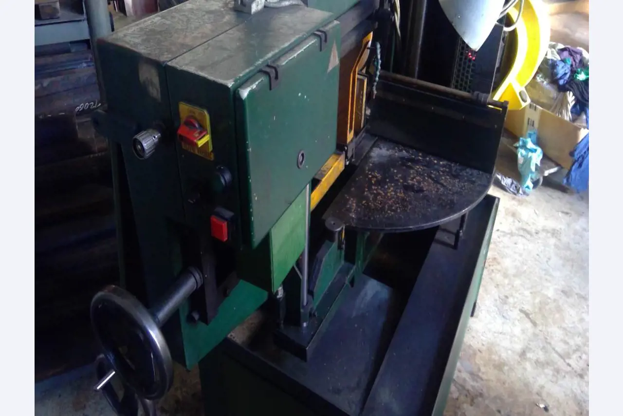 Industrial robots, metalworking machines, IT servers, catering equipment-2