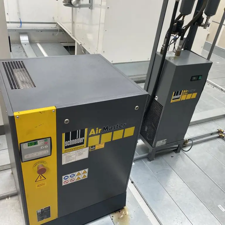 Air compressors and dryers Schneider