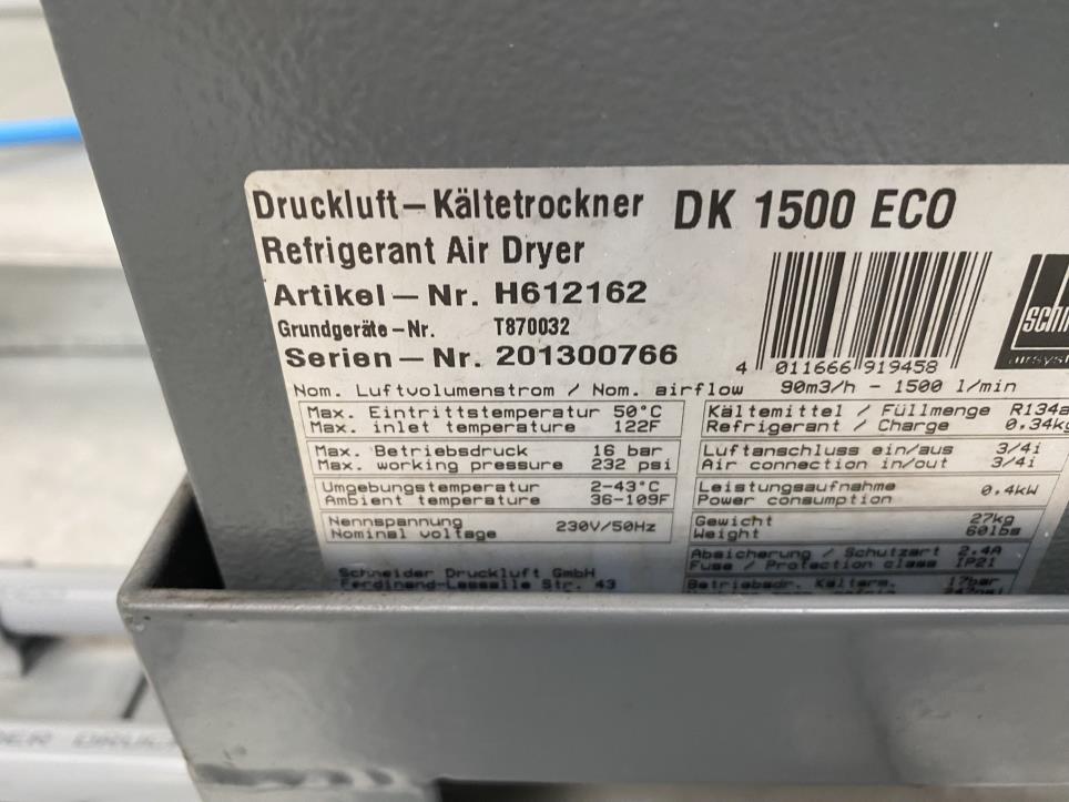 Prumyslové roboty, kovoobrábecí stroje, IT servery a gastro zarízení-11