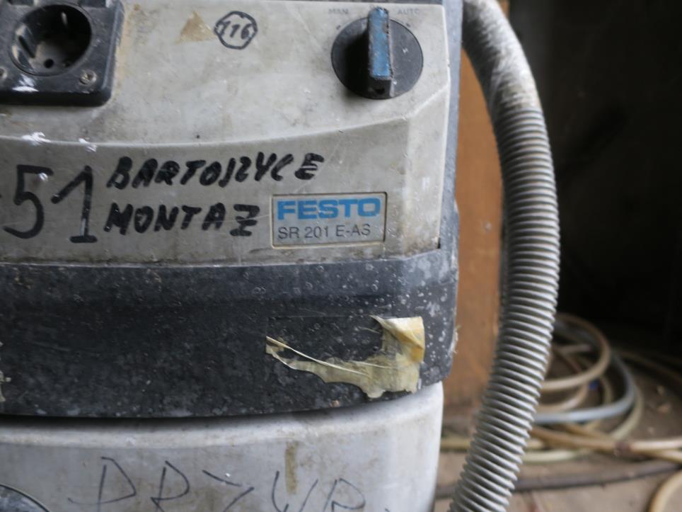 Maschinen zur Möbelproduktion-2