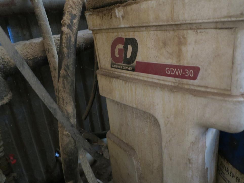 Stroje na výrobu nábytku-3