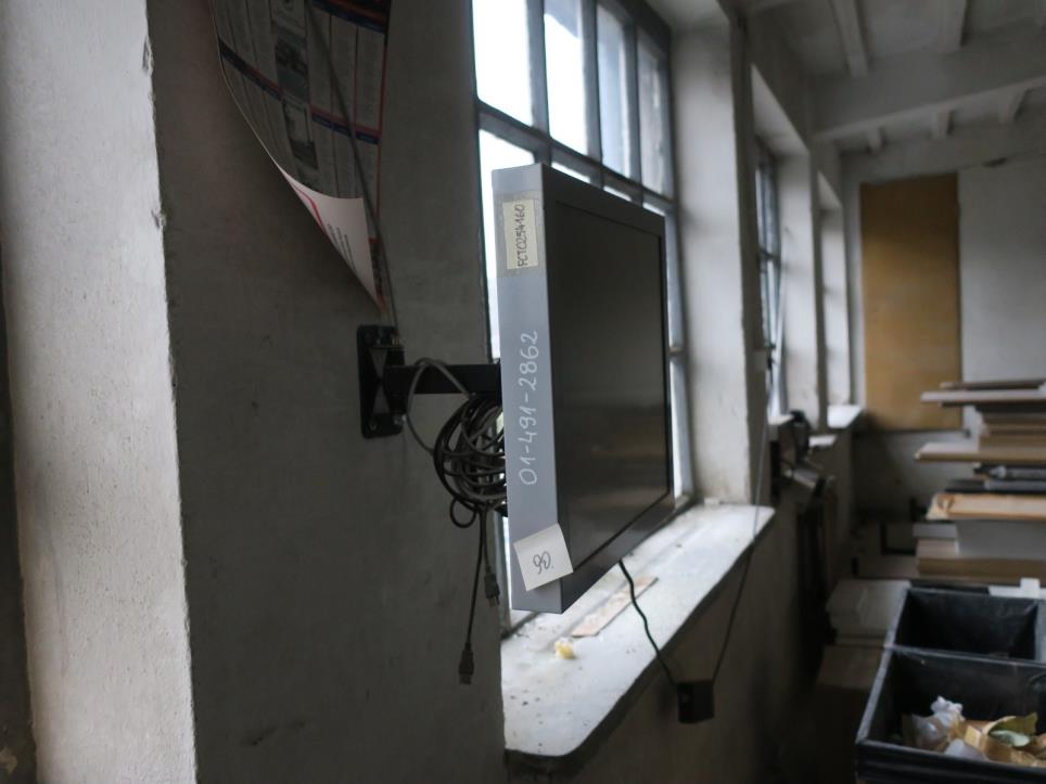 Stroje na výrobu nábytku-17