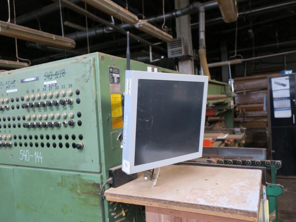 Stroje na výrobu nábytku-19