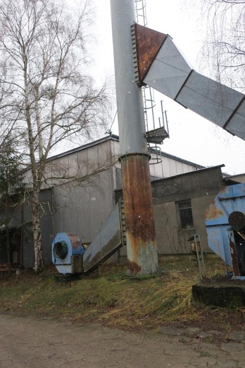 Maschinen zur Möbelproduktion-1