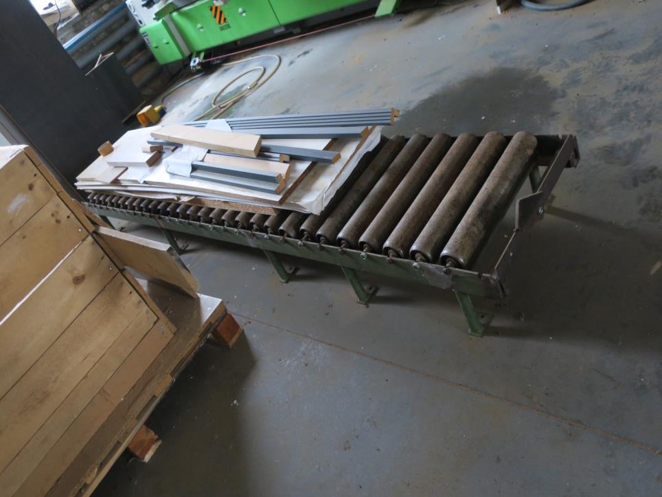 Maschinen zur Möbelproduktion-3