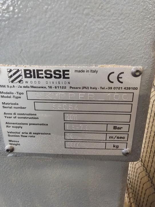 Maschinen zur Möbelproduktion-5