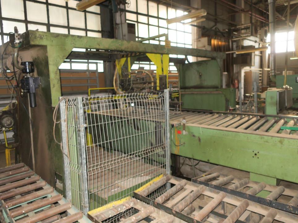 Stroje na výrobu nábytku-5