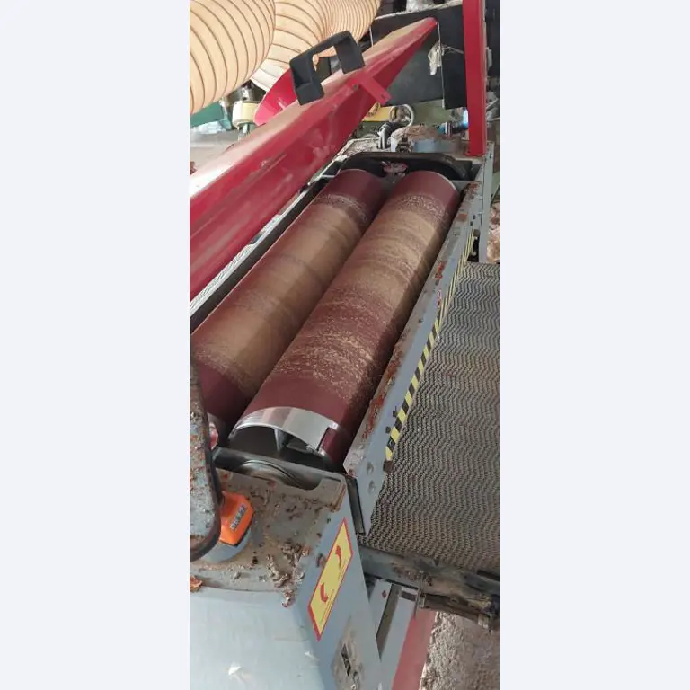 Maschinen zur Möbelproduktion-6