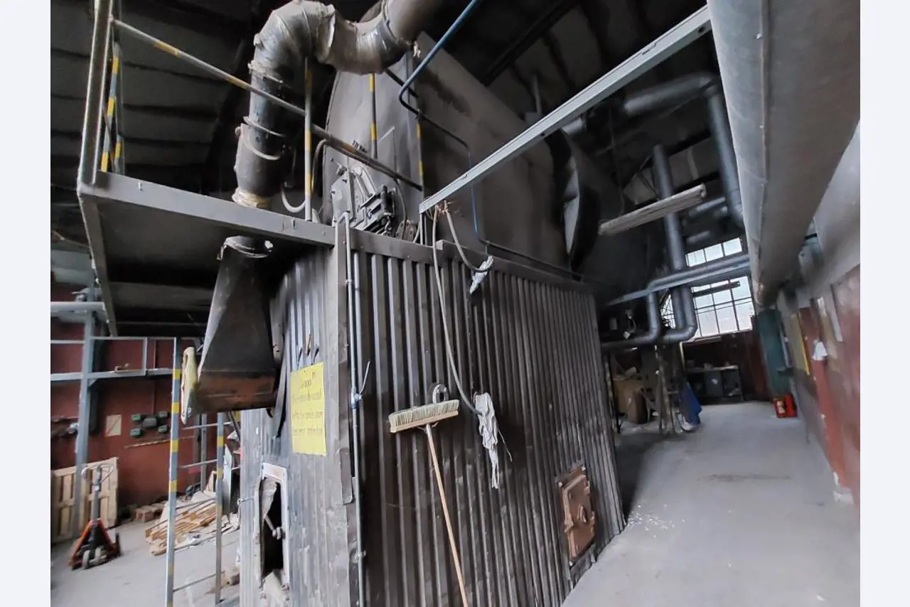 Machines voor meubelproductie-1