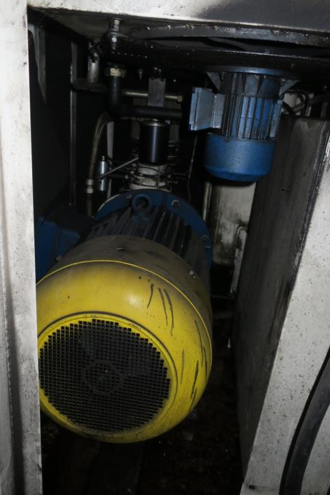 Maschinen zur Möbelproduktion-6