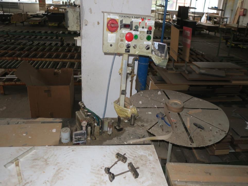 Stroje na výrobu nábytku-2