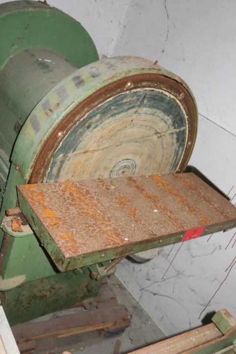 Maschinen zur Möbelproduktion-3