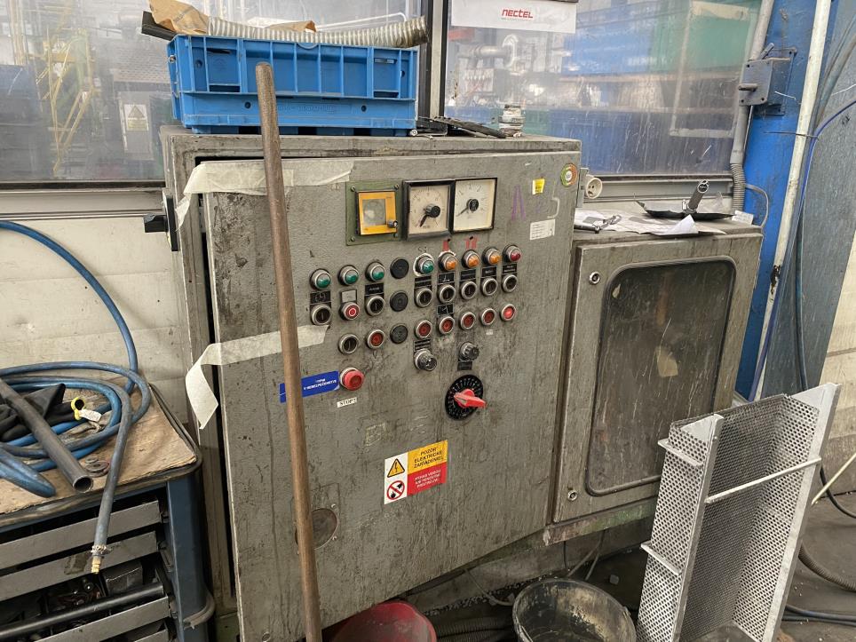 Stroje a systémy pro automobilový prumysl a zpracování-3