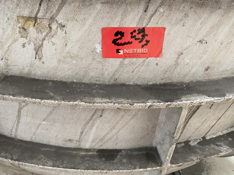 Machines and systems from the automotive and metalworking industries-2