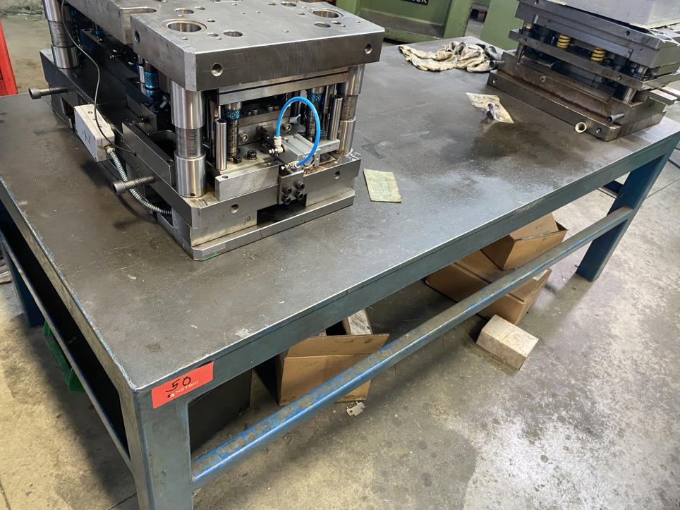 Maschinen und Anlagen aus der Automobil- und Metallverarbeitung-4