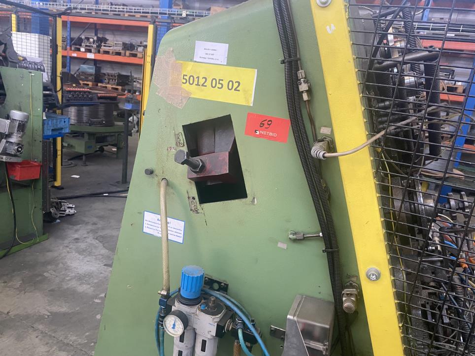 Maszyny i systemy z branży motoryzacyjnej i obróbki metali-1