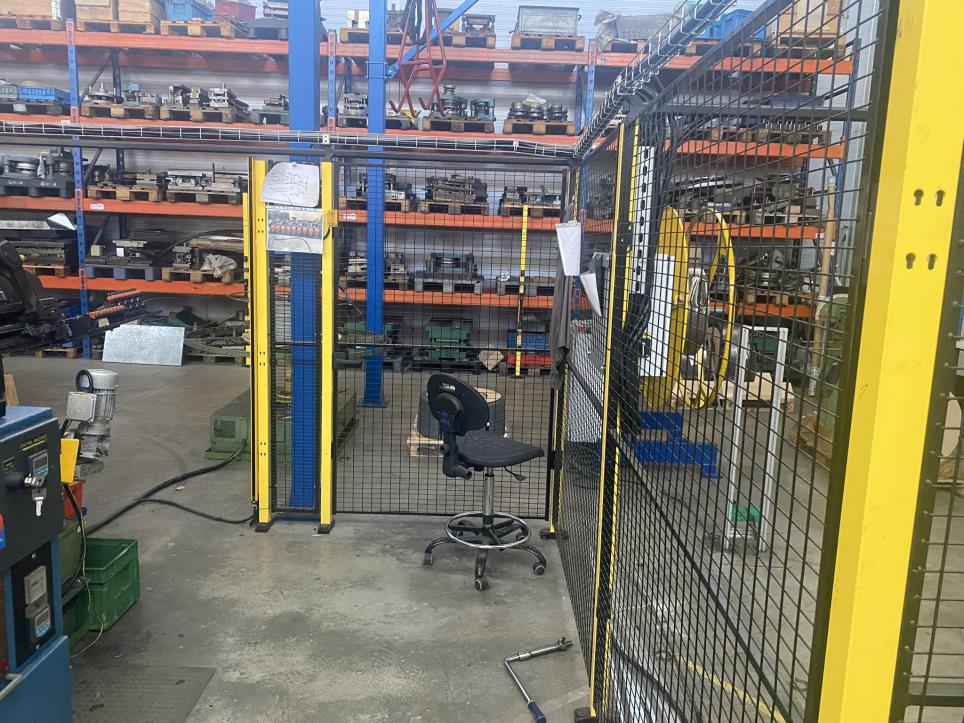 Maszyny i systemy z branży motoryzacyjnej i obróbki metali-6